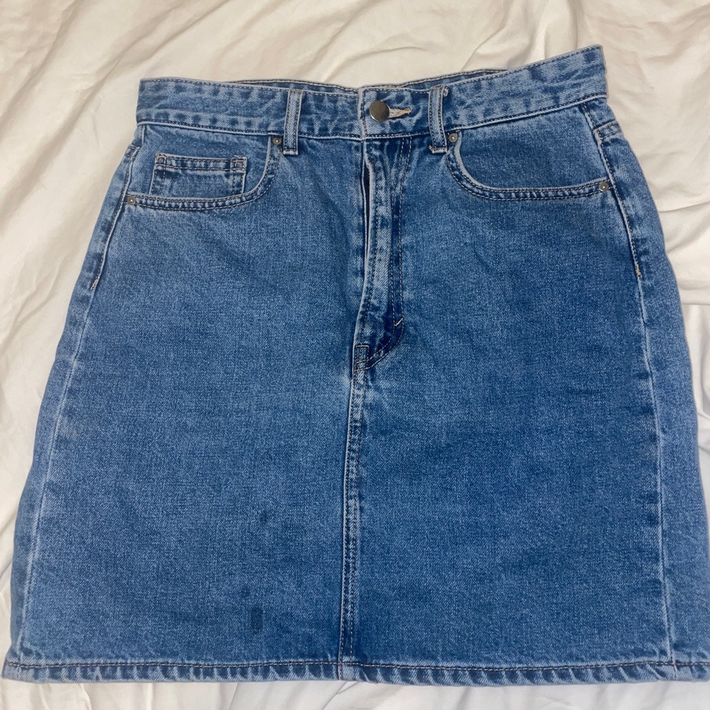 H&M cute denim skirt
